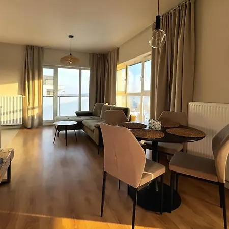 アパート Modern Sunny Close To Cente *